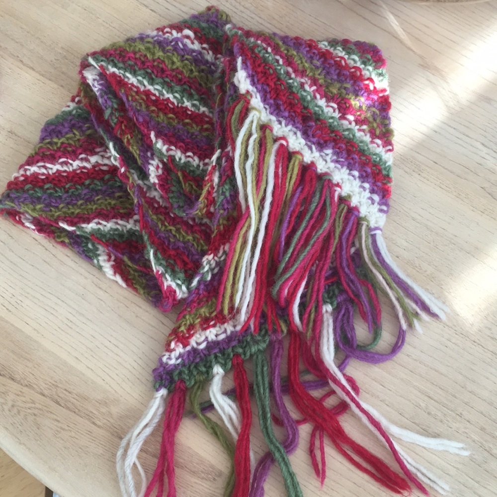 Colorful scarf. 100% wool